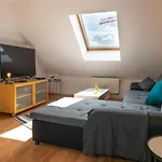 Apartman Blue Chili 19 Schoene Dachterasse Zentral Modern Bis 4 Pers Magdeburg