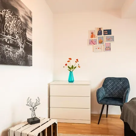 Apartment Blue Chili 19 Schoene Dachterasse Zentral Modern Bis 4 Pers Magdeburg